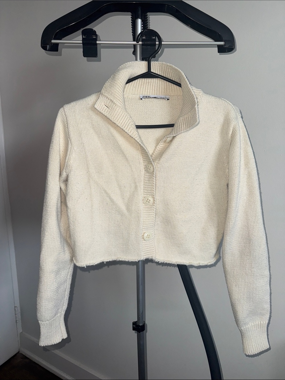 Zara Cream Cropped Button-Front Knit Cardigan